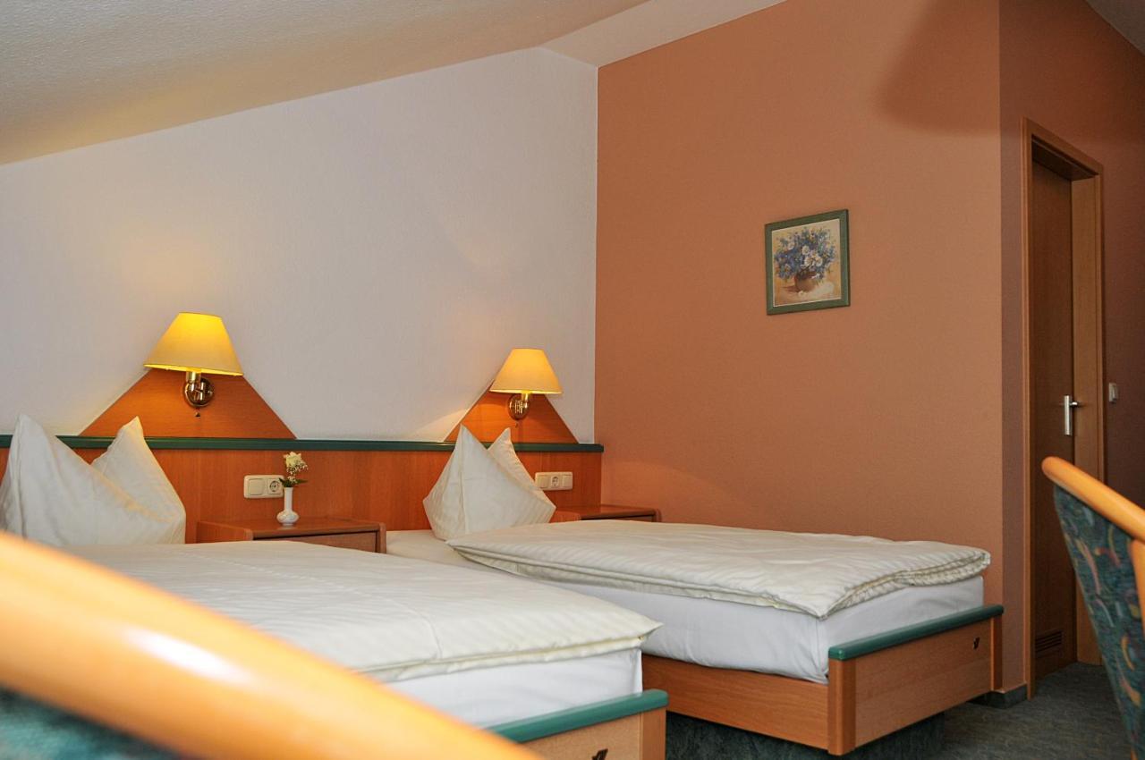 Hotel Friesen Werdau Exterior photo